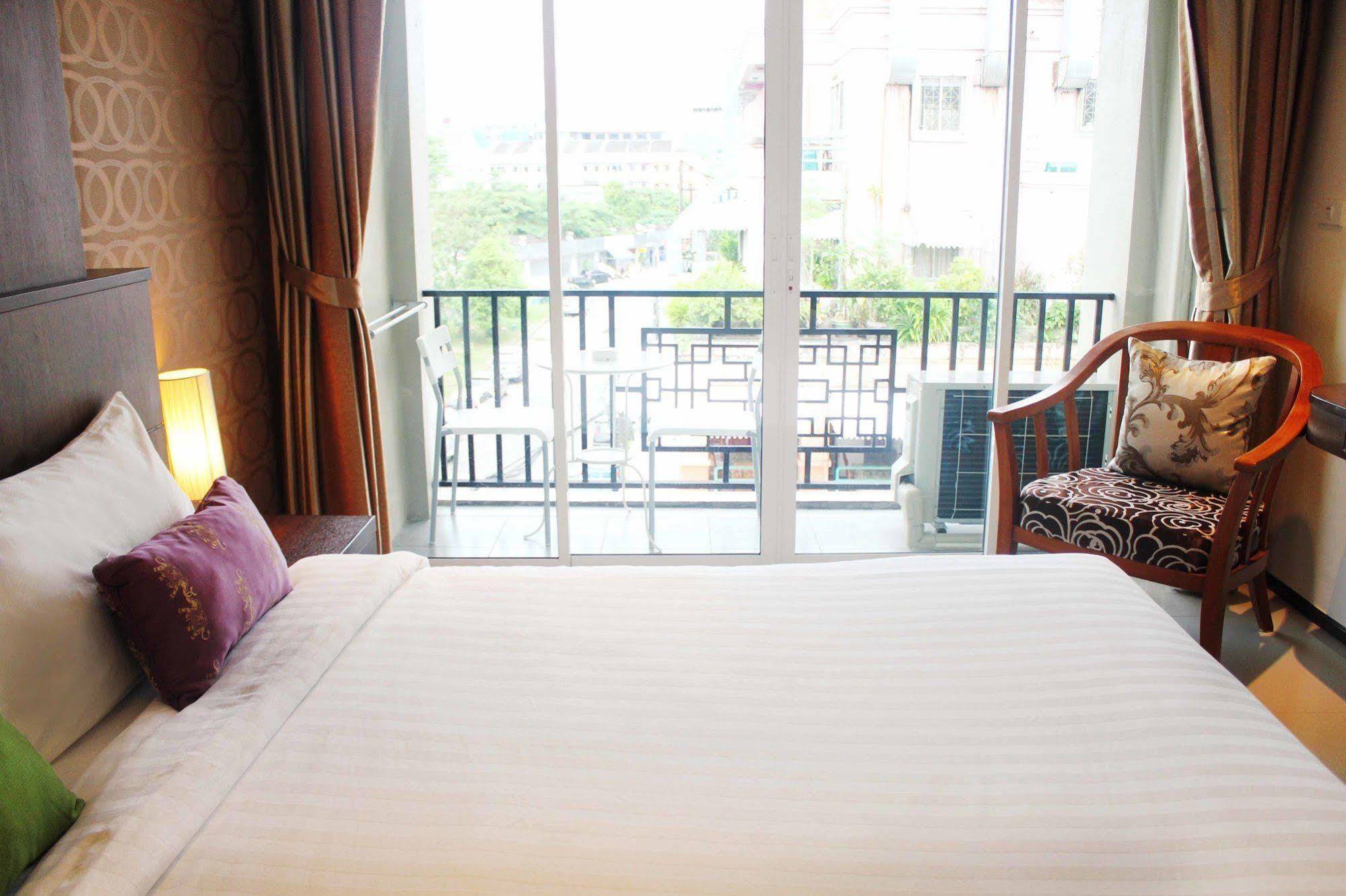 Lub Sbuy House Hotel - Sha Phuket Exterior foto